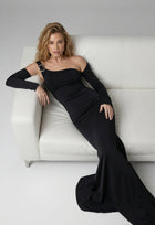 One-shoulder statement dress